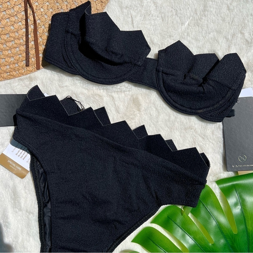 VIX Black Firenze Imani Bandeau and High Waisted Hot Pants Bikini Set - Picture 2 of 13